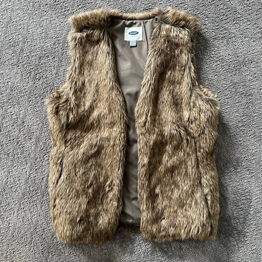 Old Navy Fur Vest Brand New - Medium